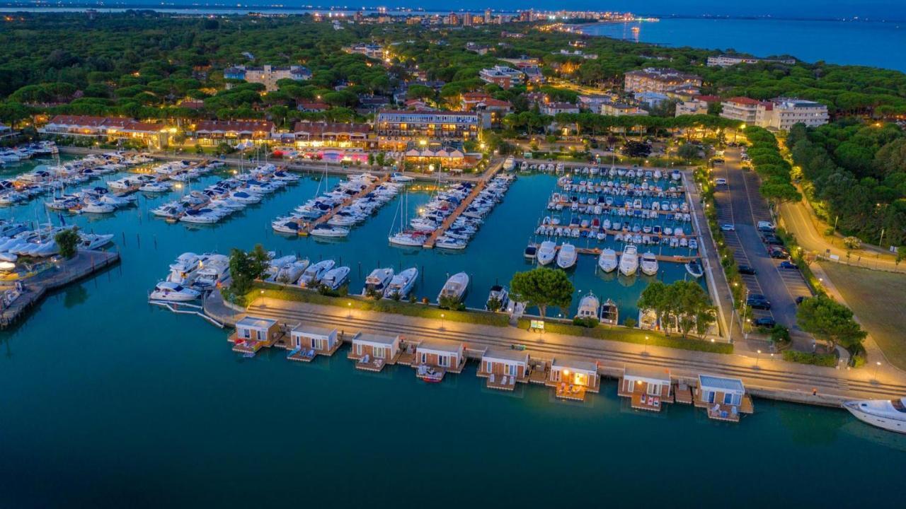 Marina Uno View Apartment Lignano Sabbiadoro Luaran gambar